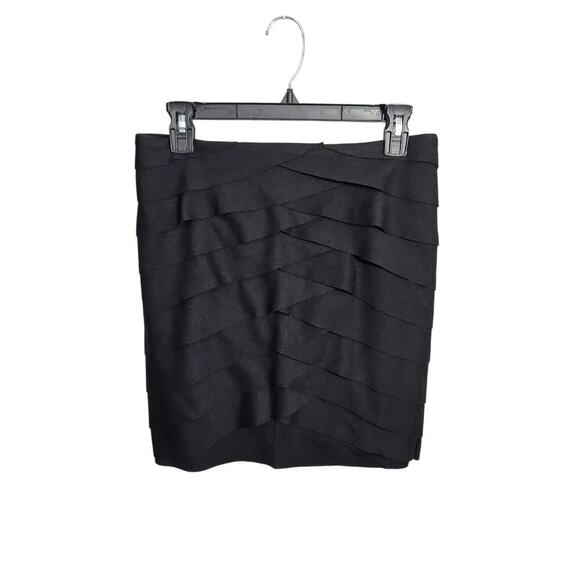Rampage Black Tiered Scallop Ruffle Pencil Skirt Exposed Zipper Size Small - Picture 1 of 7